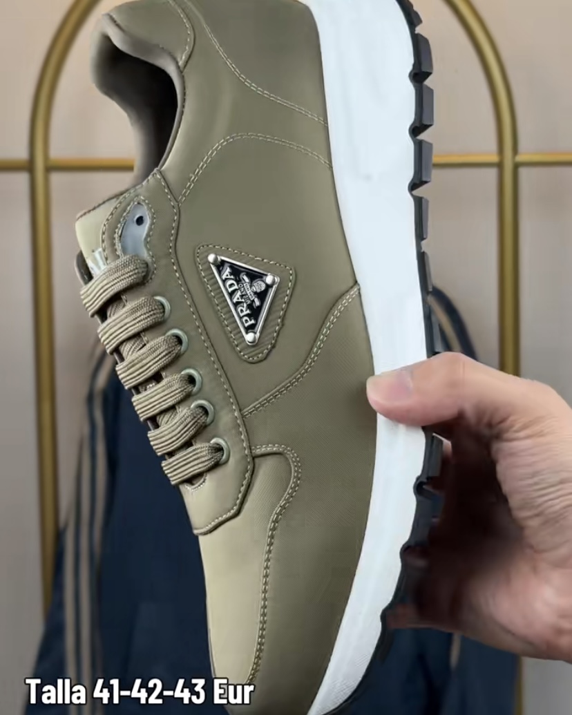 Zapatos Prada